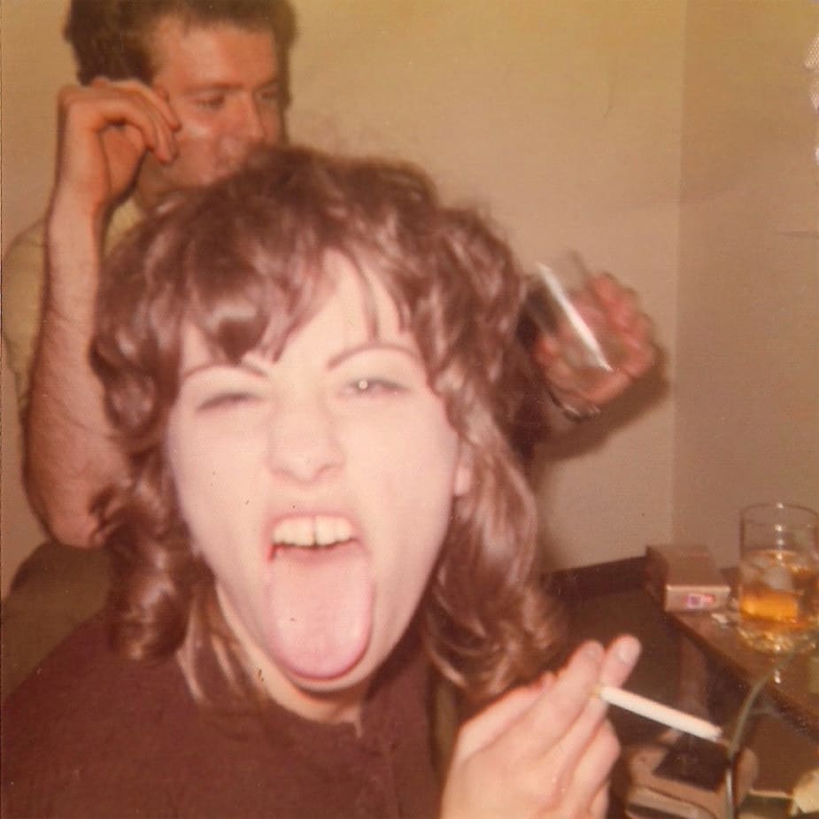 Joyce Manor - I Used To Go To This Bar (Yellow)