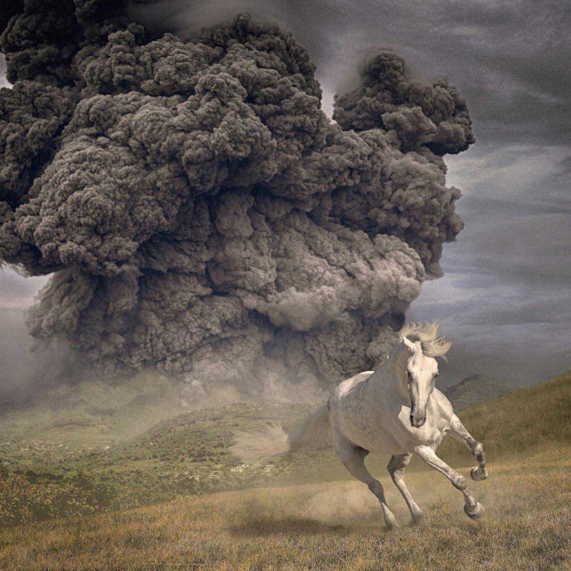 White Buffalo - Year Of The Dark Horse (Coloured)